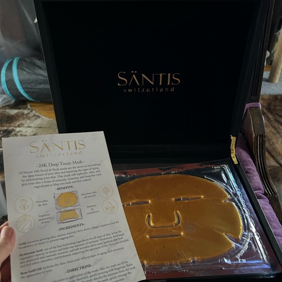 Black Skincare Mask